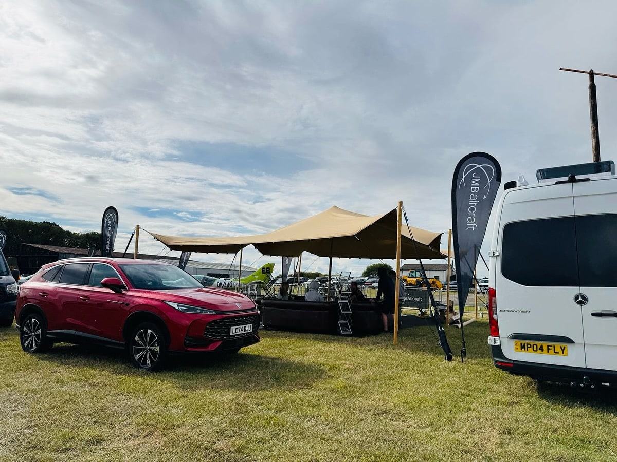 Stretch Tent - Suitable for 70 Guests - Image 4