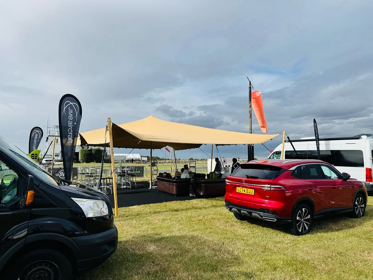 Stretch Tent - Suitable for 70 Guests - Image 2